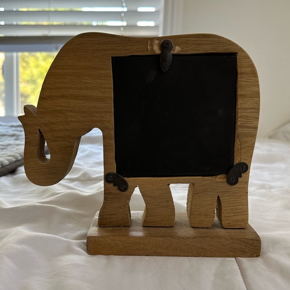Elephant frame 🐘 - Picture 2 of 4